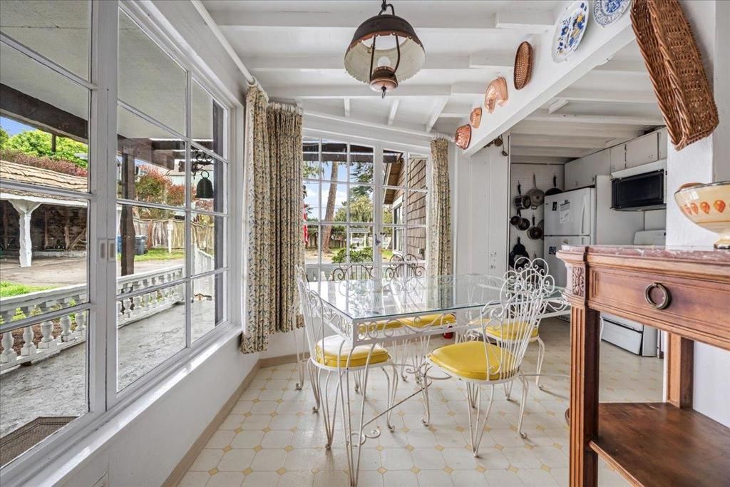 Image 26 of property listing at 841 Congress Avenue, Pacific Grove, CA 93950