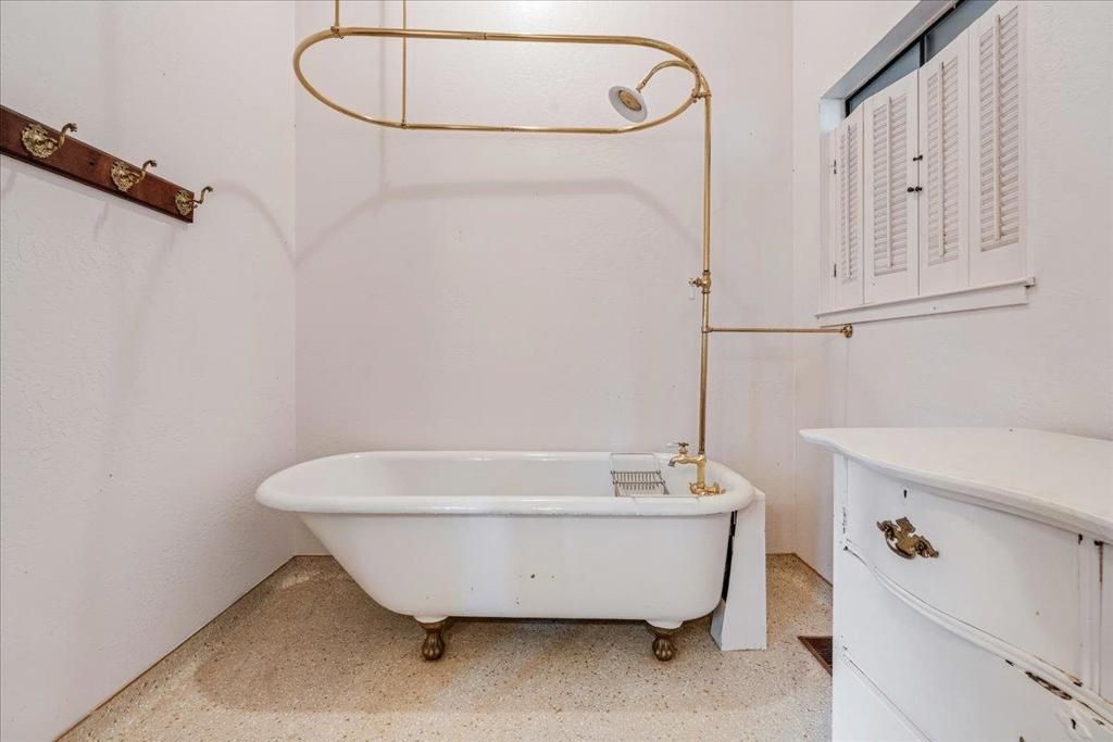 Image 31 of property listing at 841 Congress Avenue, Pacific Grove, CA 93950
