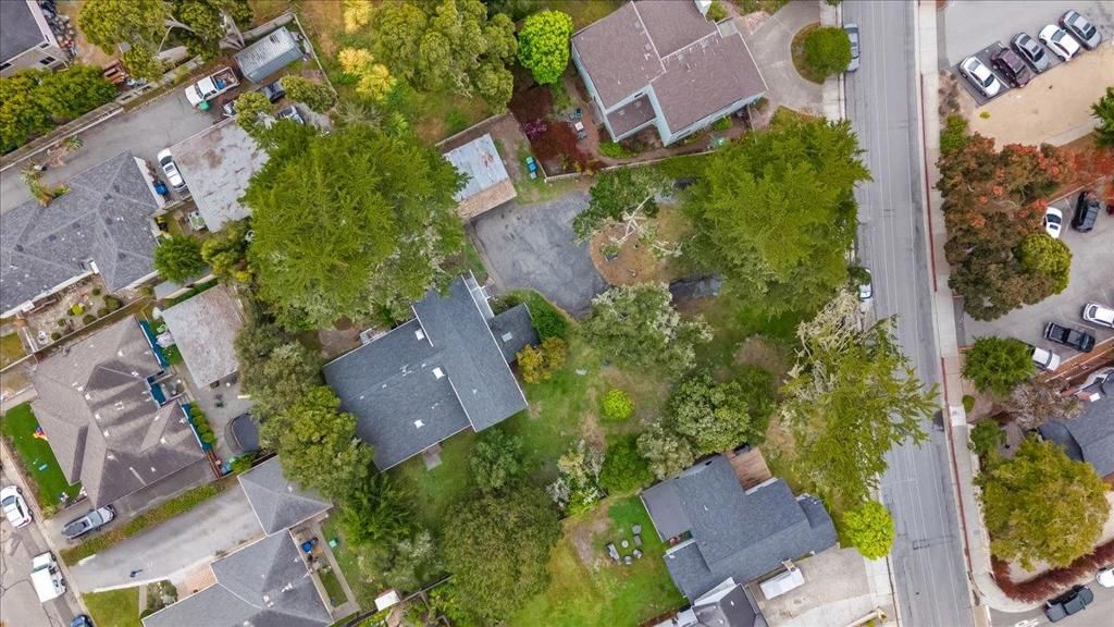 Image 51 of property listing at 841 Congress Avenue, Pacific Grove, CA 93950