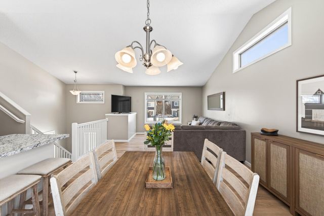 39584 Oak Park Trail, North Branch, MN 55056