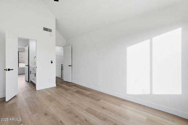 6717 W AIRE LIBRE Avenue, Peoria, AZ 85382