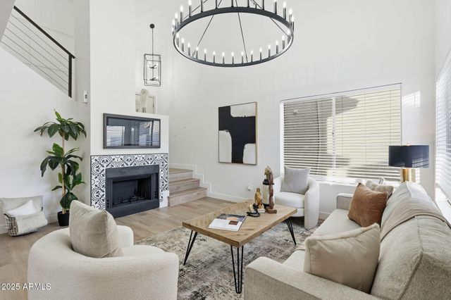 6717 W AIRE LIBRE Avenue, Peoria, AZ 85382