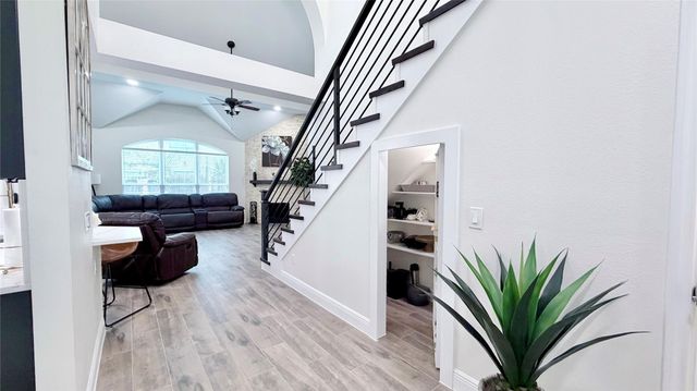 2708 Sunnycreek Lane, Pearland, TX 77584