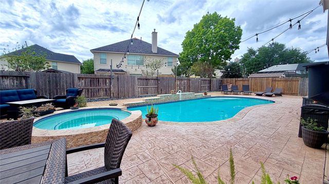 2708 Sunnycreek Lane, Pearland, TX 77584