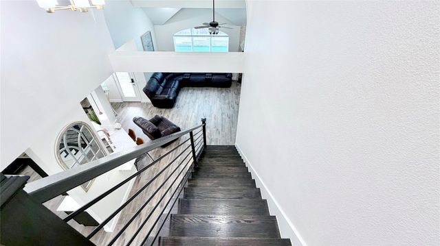 2708 Sunnycreek Lane, Pearland, TX 77584