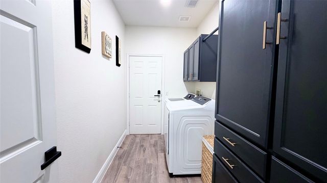 2708 Sunnycreek Lane, Pearland, TX 77584