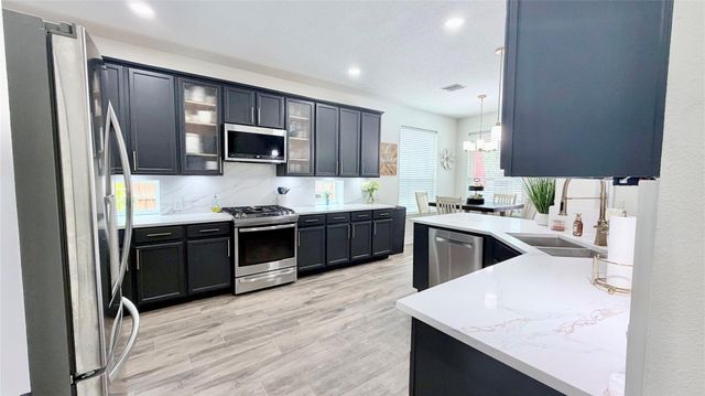 2708 Sunnycreek Lane, Pearland, TX 77584