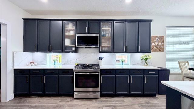 2708 Sunnycreek Lane, Pearland, TX 77584