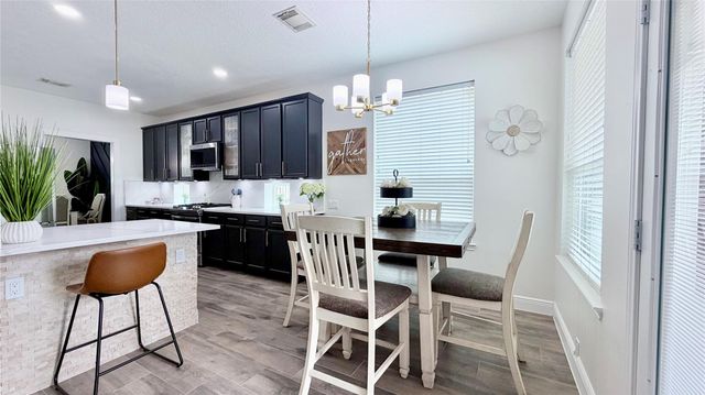 2708 Sunnycreek Lane, Pearland, TX 77584