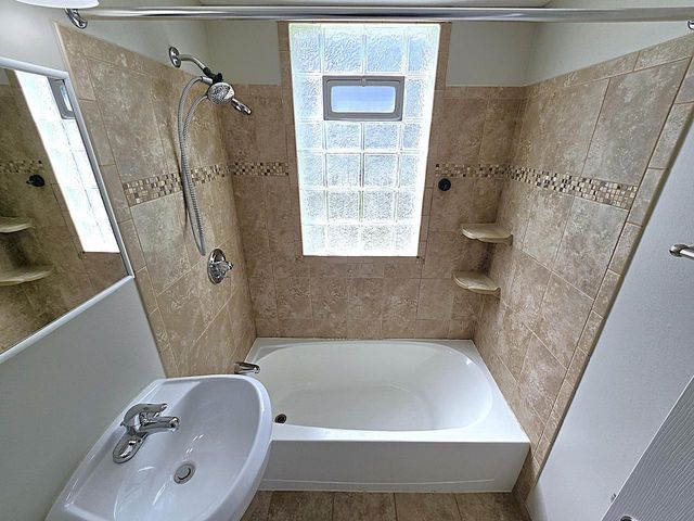 331 S 80th STREET, Milwaukee, WI 53214