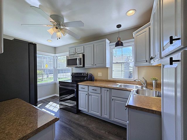 331 S 80th STREET, Milwaukee, WI 53214