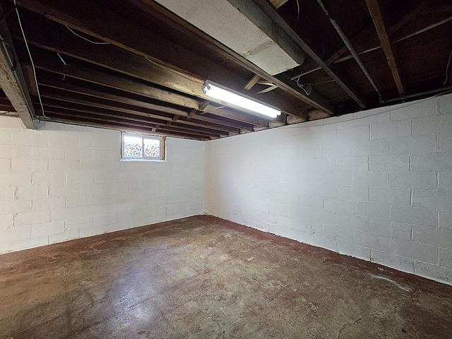 331 S 80th STREET, Milwaukee, WI 53214