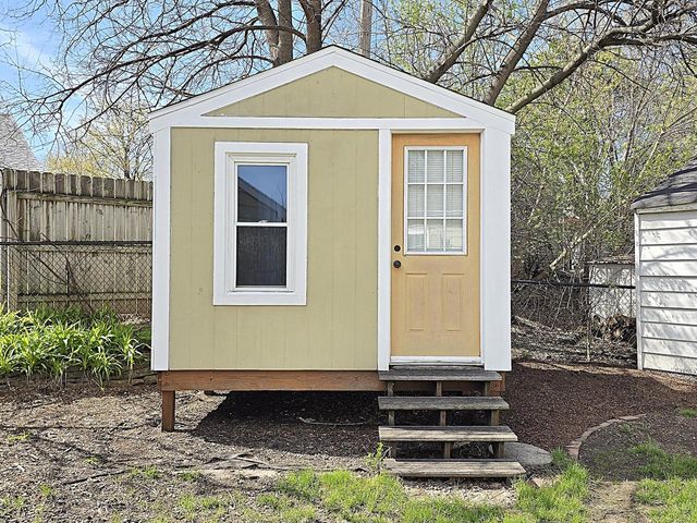 331 S 80th STREET, Milwaukee, WI 53214