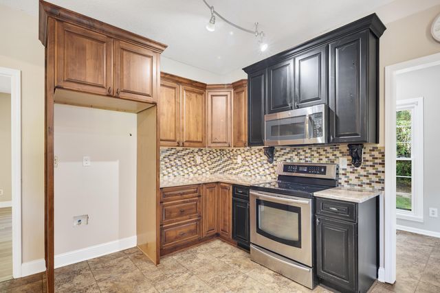 4460 HWY 196 HWY, Piperton, TN 38017