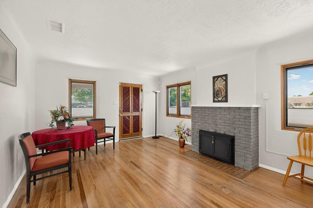 1000 Washington Street SE, Albuquerque, NM 87108