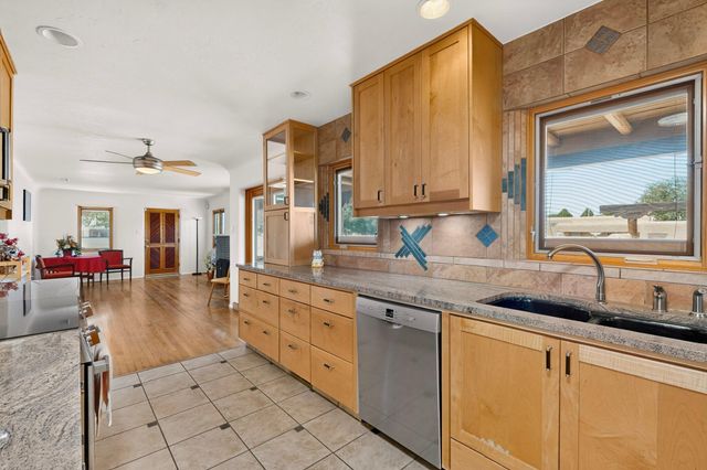 1000 Washington Street SE, Albuquerque, NM 87108