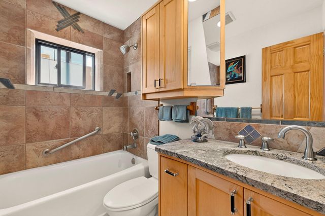 1000 Washington Street SE, Albuquerque, NM 87108