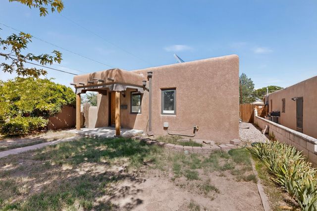1000 Washington Street SE, Albuquerque, NM 87108