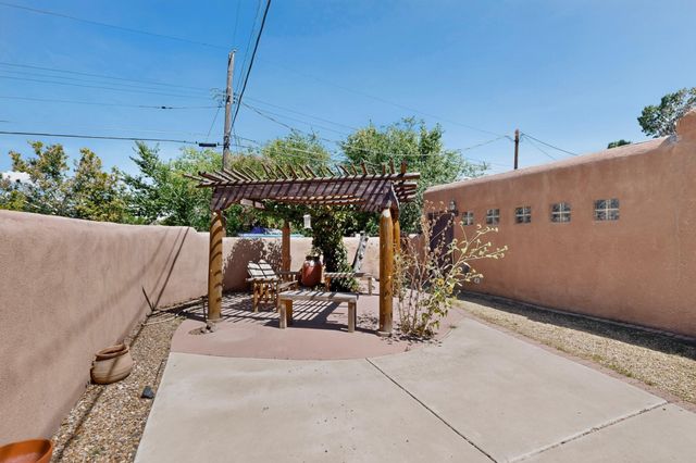 1000 Washington Street SE, Albuquerque, NM 87108