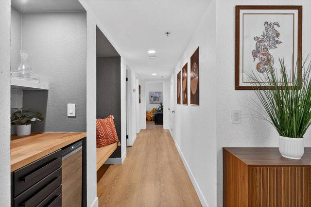 200 E Racquet Club 63, Palm Springs, CA 92262
