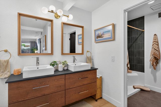 200 E Racquet Club 63, Palm Springs, CA 92262