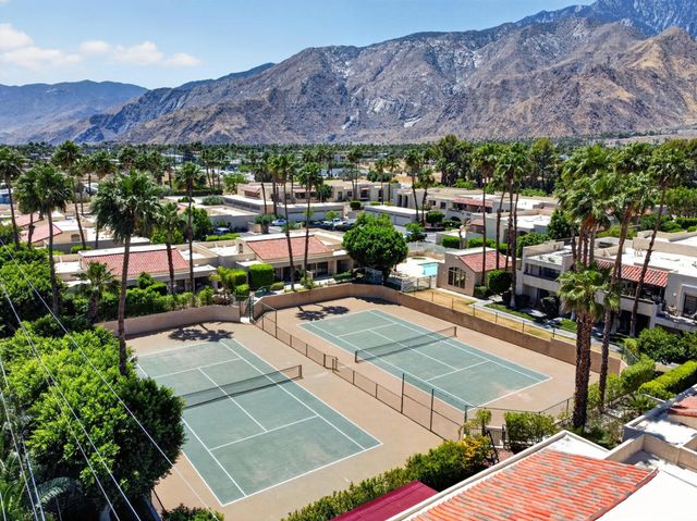 200 E Racquet Club 63, Palm Springs, CA 92262