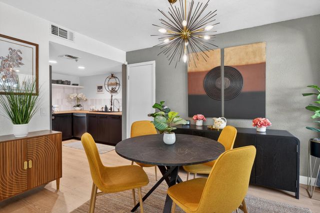 200 E Racquet Club 63, Palm Springs, CA 92262