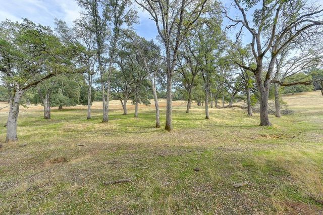 5520 Mother Lode Dr, Placerville, CA 95667