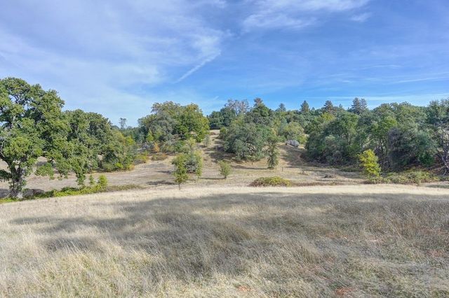 5520 Mother Lode Dr, Placerville, CA 95667