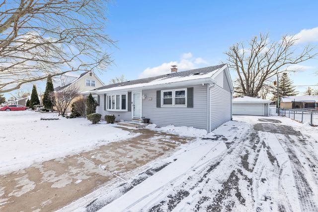 8014 MOBILE Avenue, Burbank, IL 60459