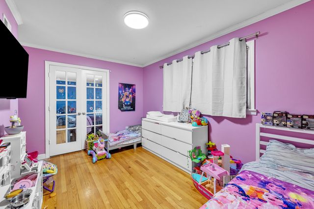 8014 MOBILE Avenue, Burbank, IL 60459