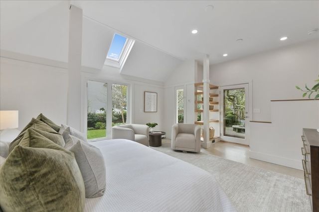 14 Locust Ave, Lexington, MA 02421