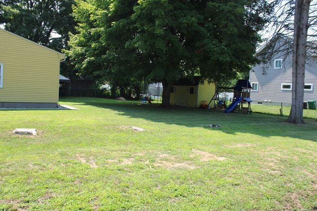 126 Warregan St, Chicopee, MA 01013