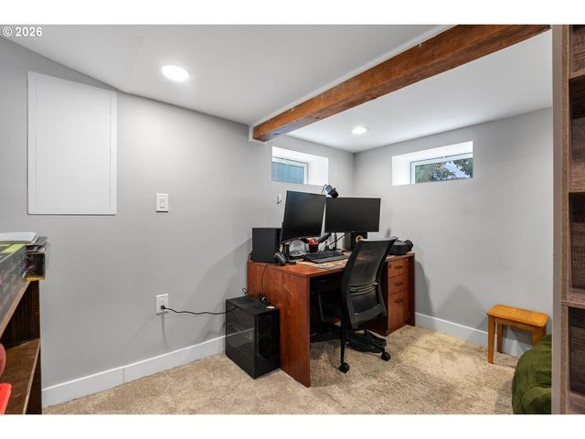5506 Se NEHALEM St, Portland, OR 97206