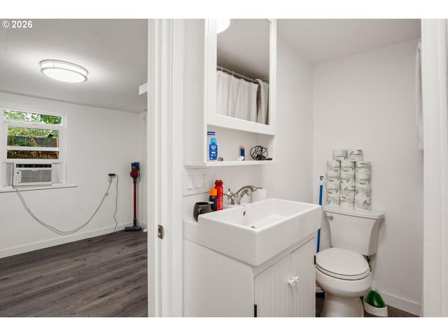 5506 Se NEHALEM St, Portland, OR 97206