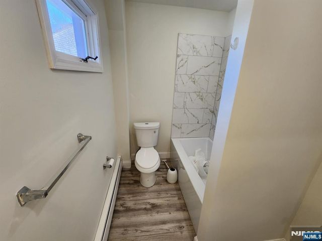 7 Lindsley Road, Little Falls, NJ 07424