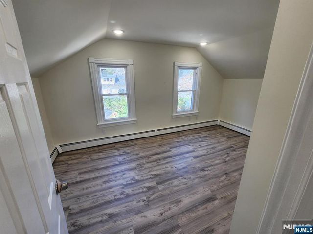 7 Lindsley Road, Little Falls, NJ 07424