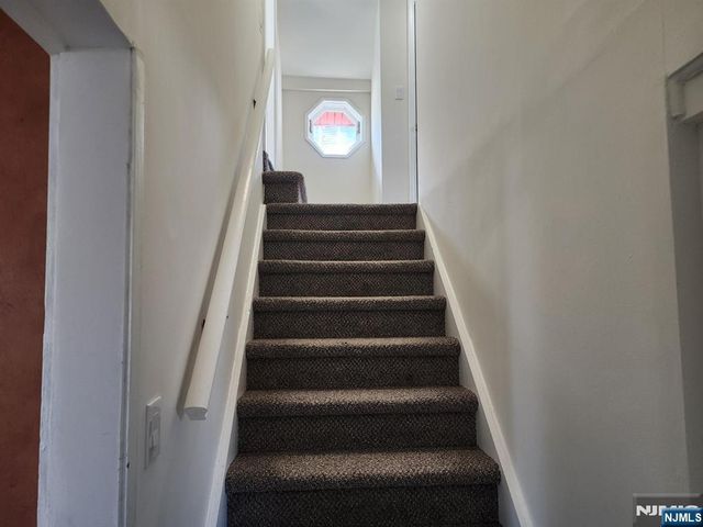 7 Lindsley Road, Little Falls, NJ 07424