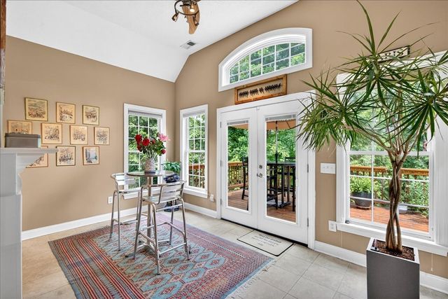 1003 Thistle Ct, Hendersonville, TN 37075