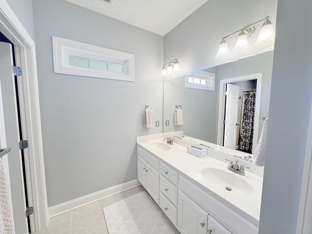 1003 Thistle Ct, Hendersonville, TN 37075