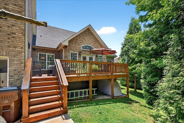 1003 Thistle Ct, Hendersonville, TN 37075