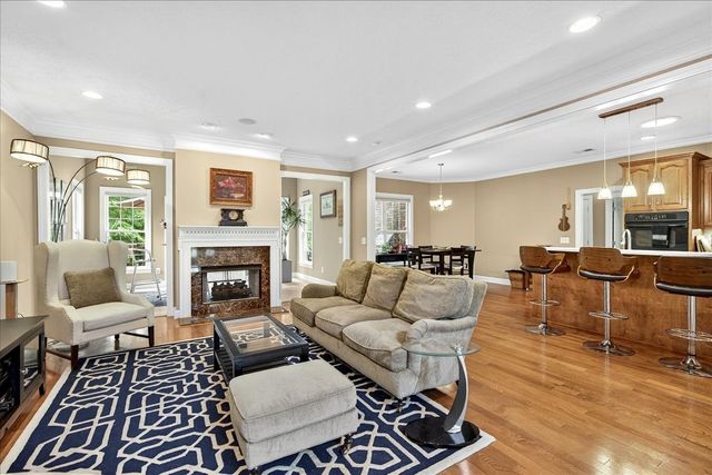 1003 Thistle Ct, Hendersonville, TN 37075