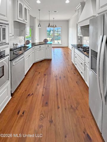 706 N Haven Place, Brandon, MS 39047
