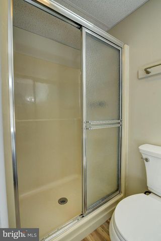 15900 FAIRWAY DR, Dumfries, VA 22025