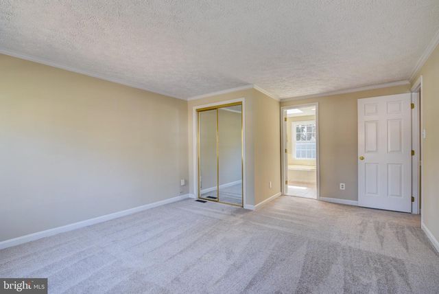 15900 FAIRWAY DR, Dumfries, VA 22025