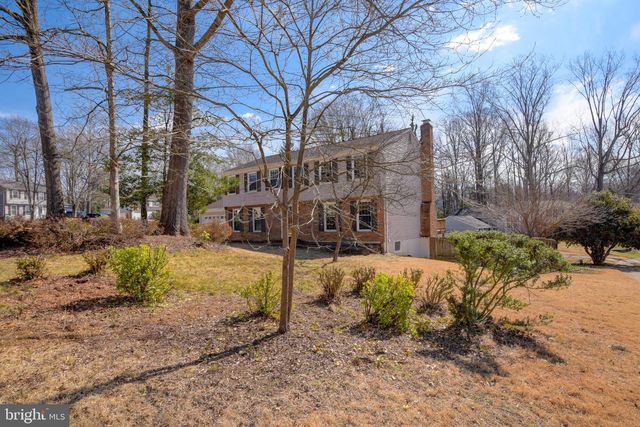 15900 FAIRWAY DR, Dumfries, VA 22025