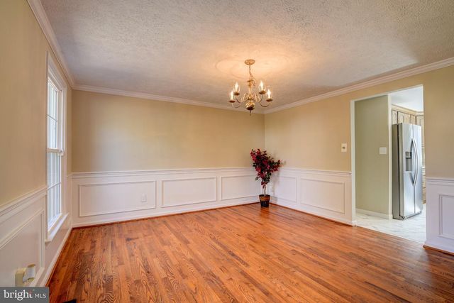 15900 FAIRWAY DR, Dumfries, VA 22025