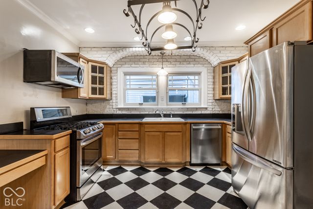 4369 Central Avenue, Indianapolis, IN 46205