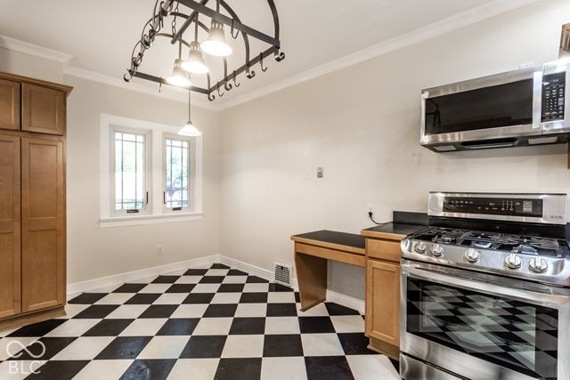 4369 Central Avenue, Indianapolis, IN 46205