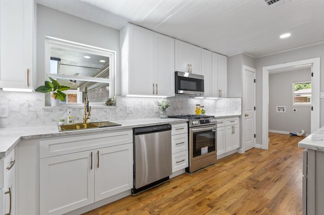 811 Tarryall Drive, Dallas, TX 75224